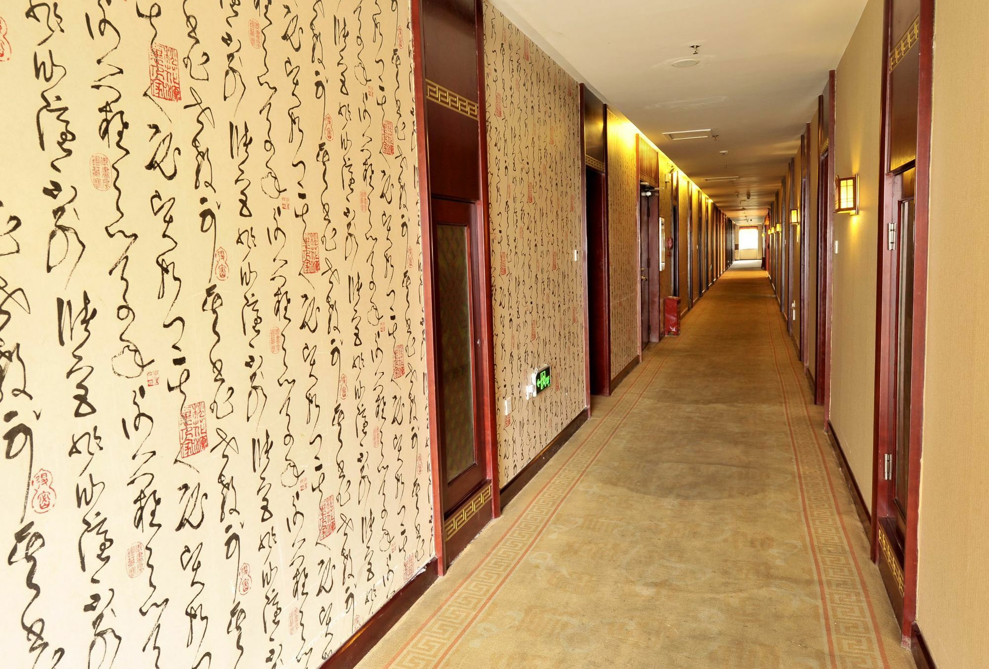 Shangri-La Original Density Hotel Exterior photo